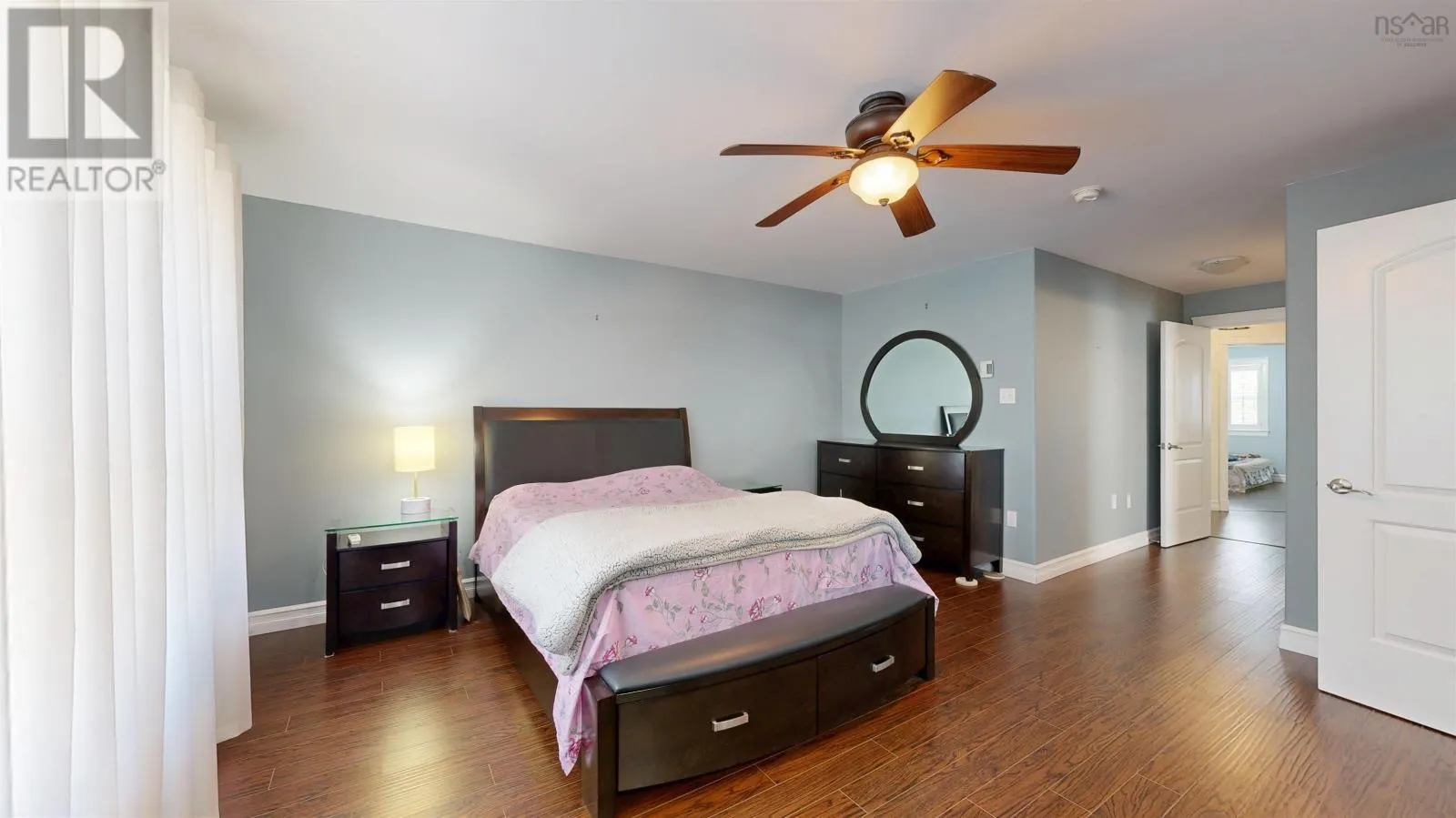 14 Roundhouse Drive