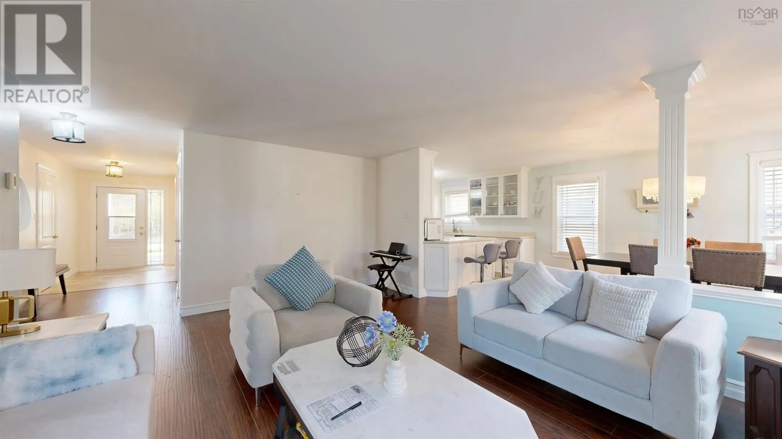 14 Roundhouse Drive