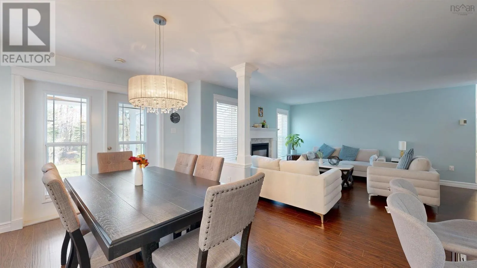 14 Roundhouse Drive