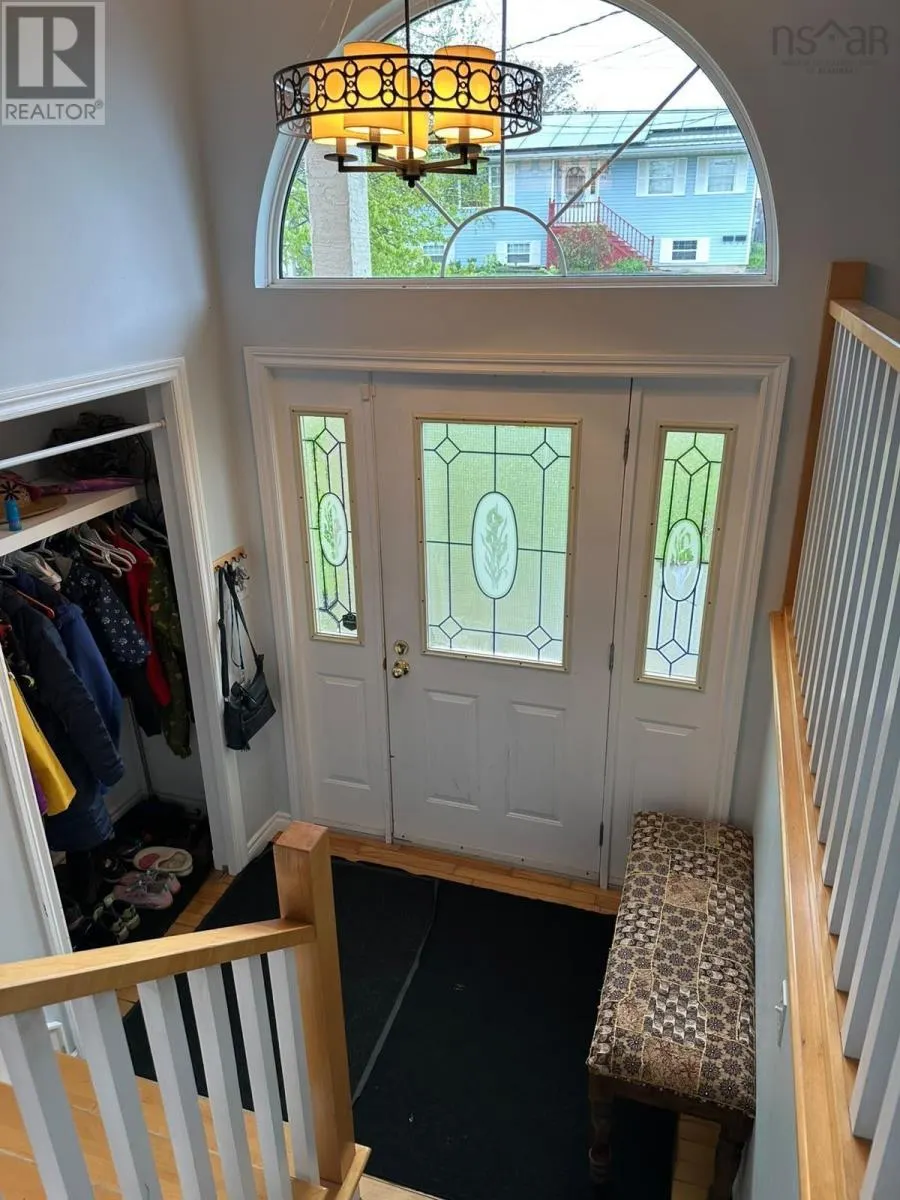 12 Gillis Way