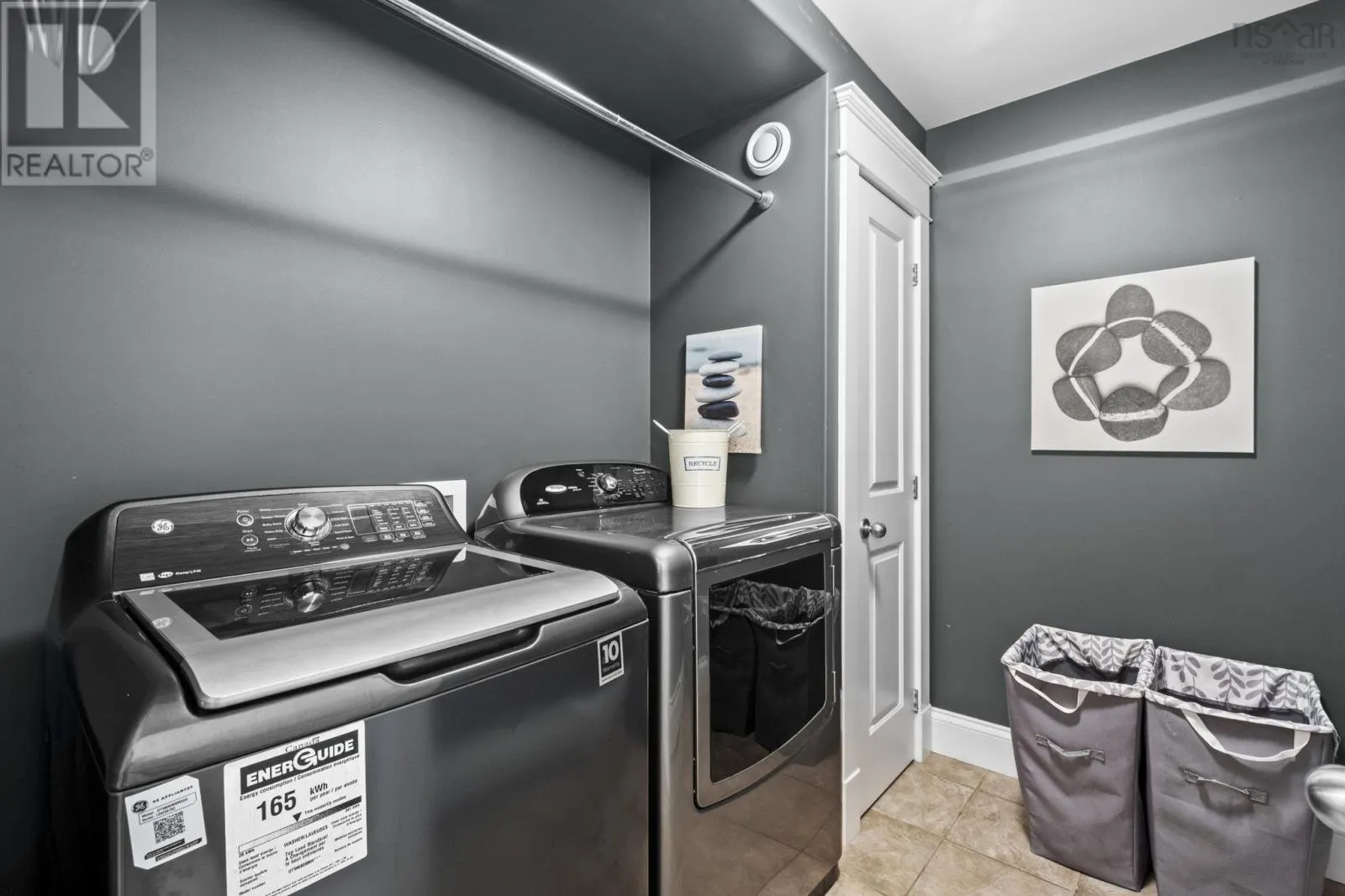 232 Summer Field Way
