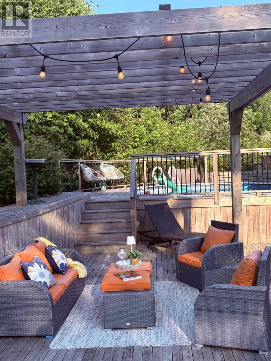 232 Summer Field Way