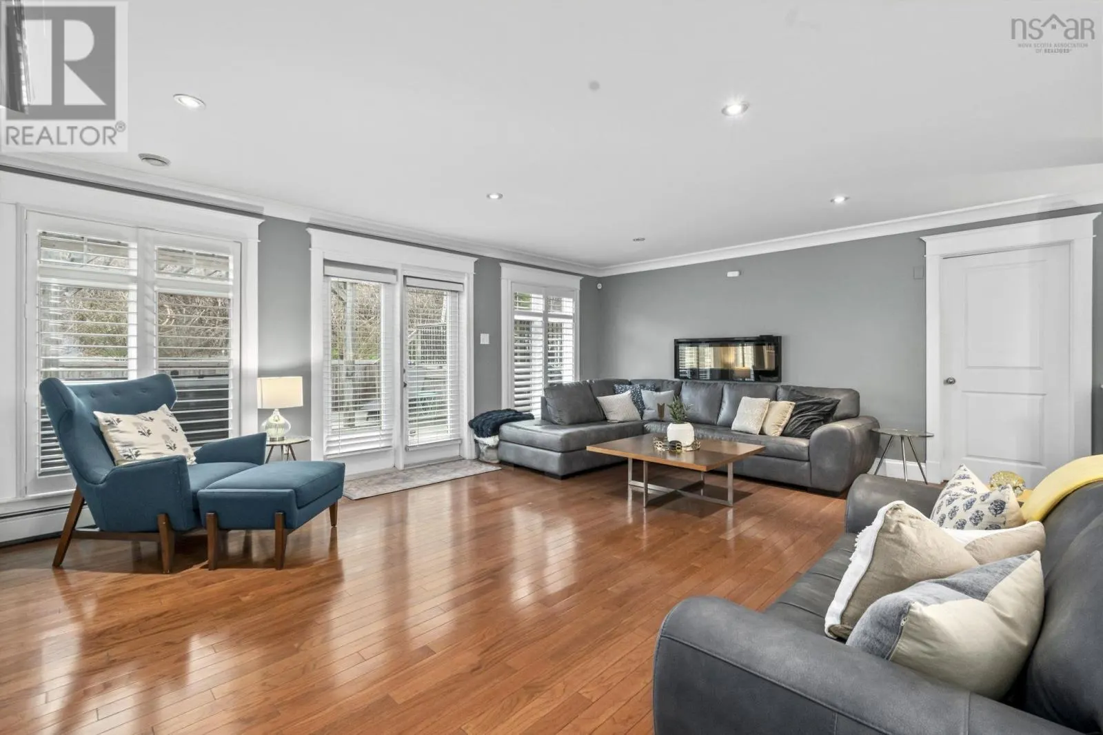 232 Summer Field Way