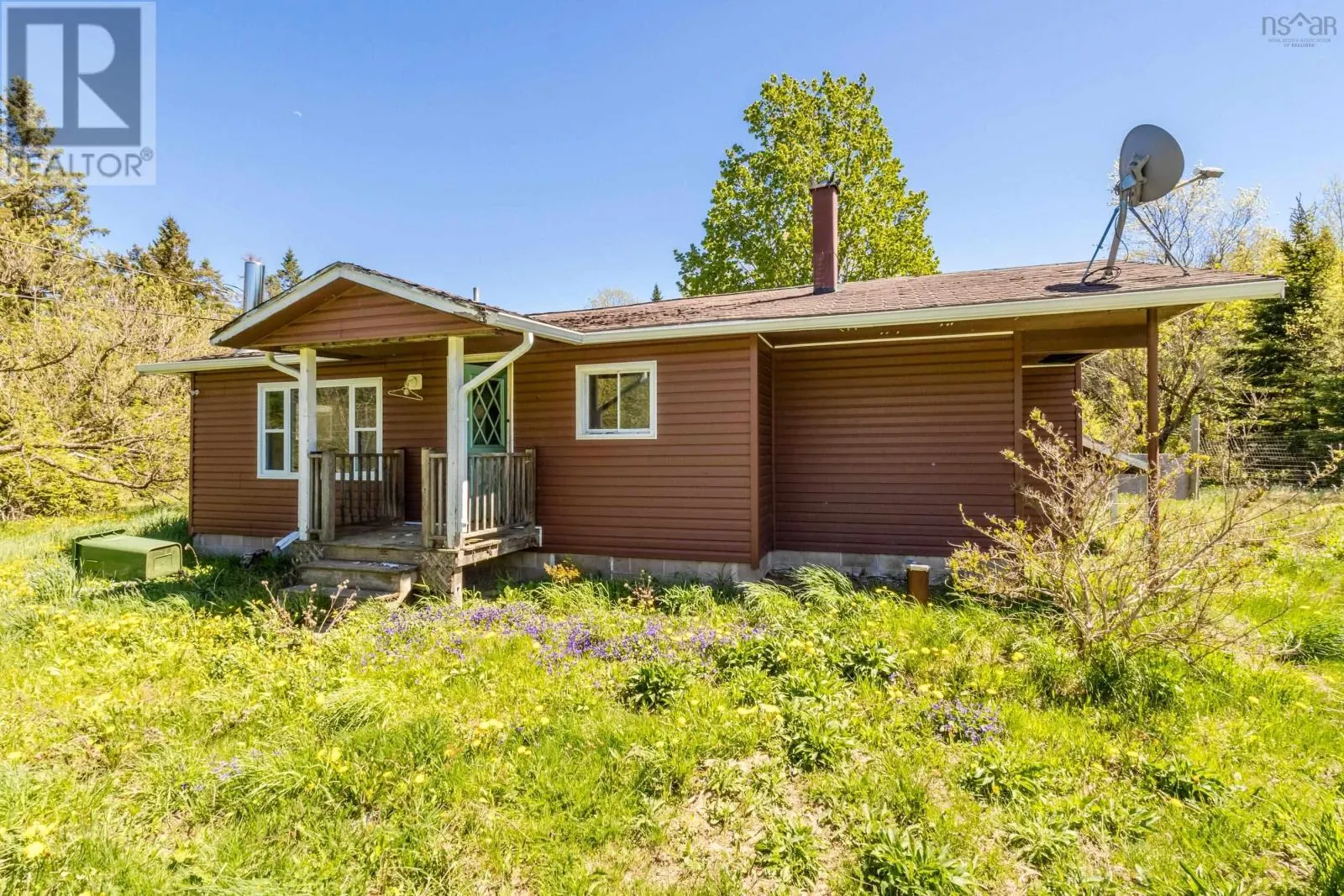 808 Newtonville Road
