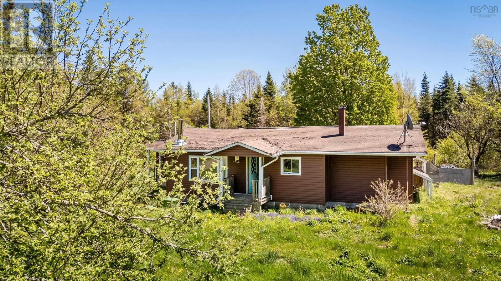 808 Newtonville Road
