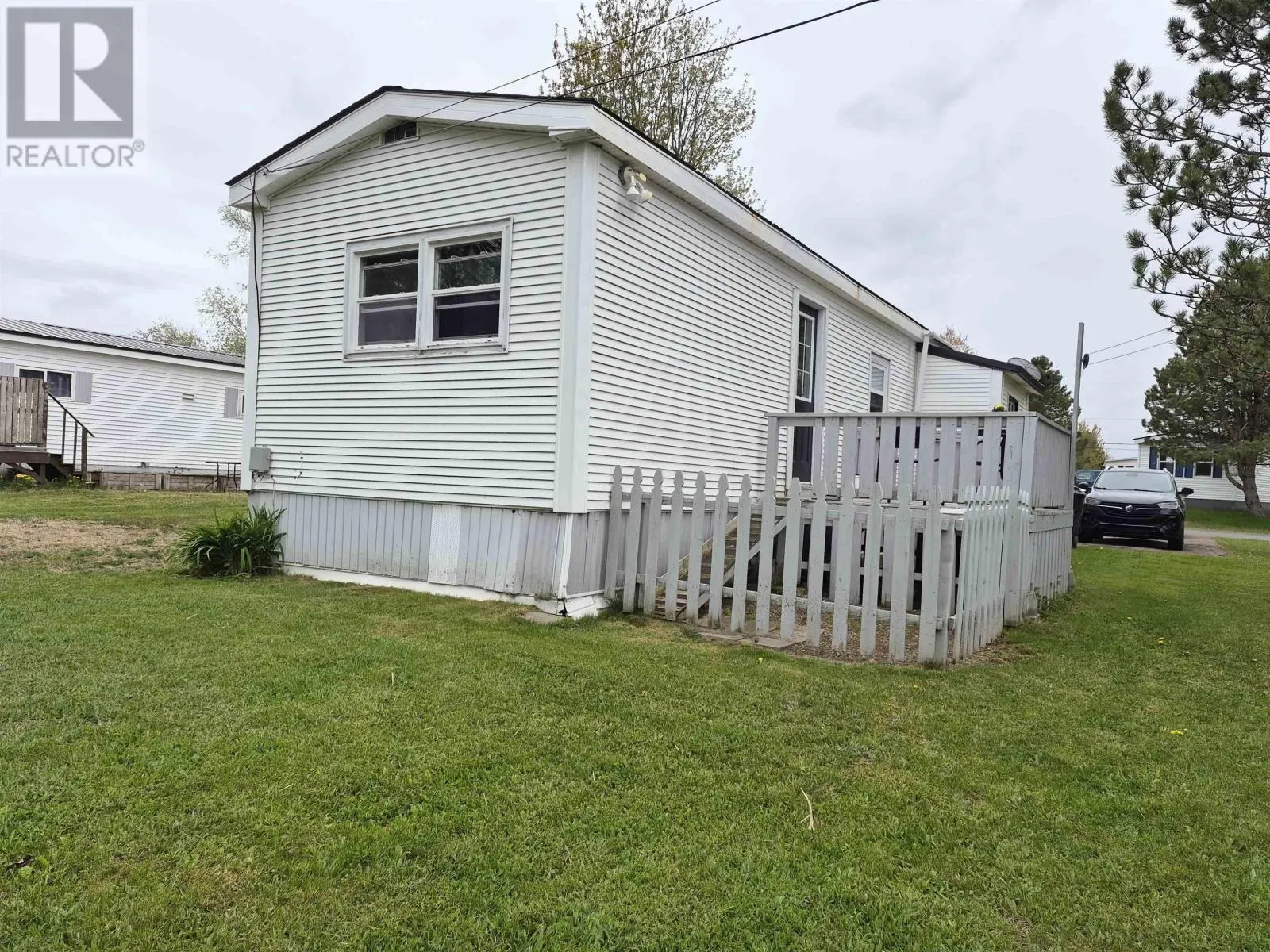 10 Bayview Drive