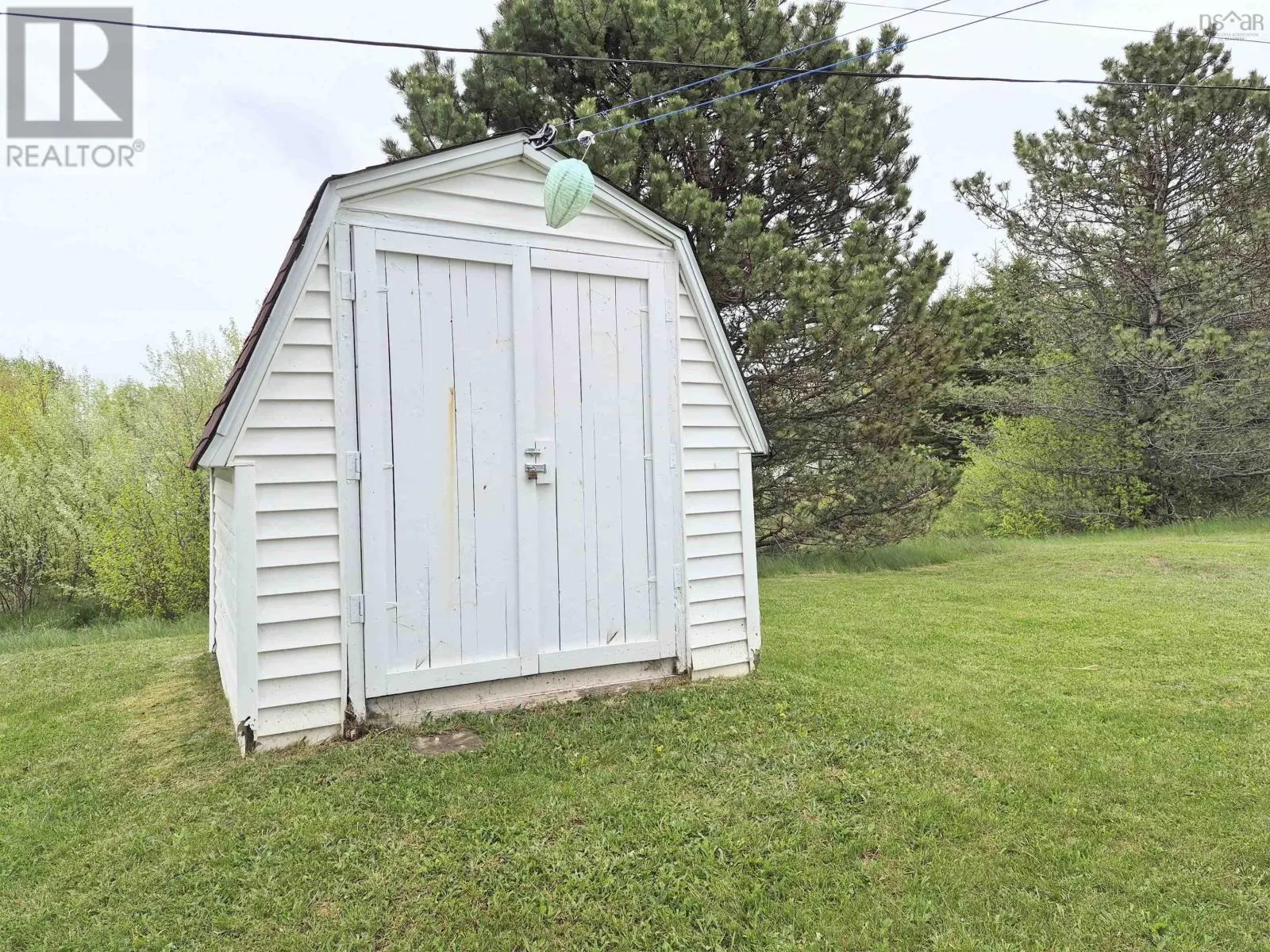 10 Bayview Drive