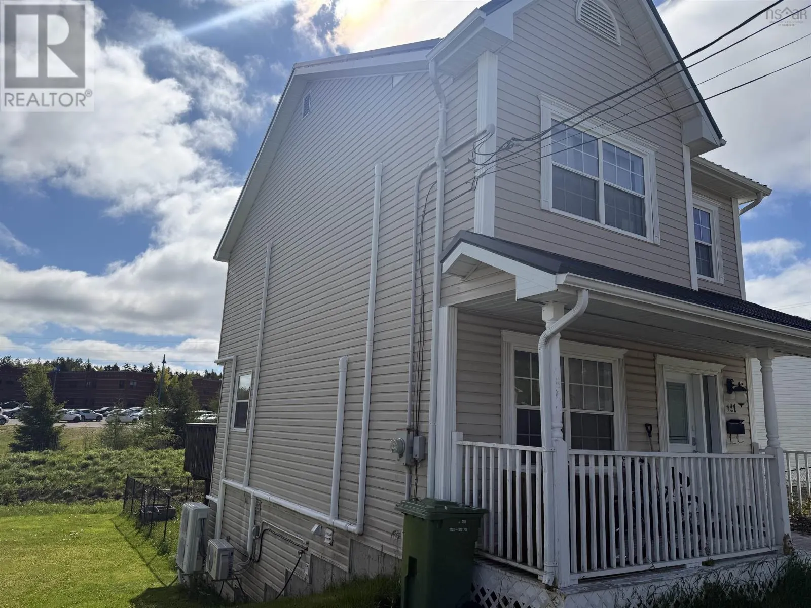 431 YOUNG Street