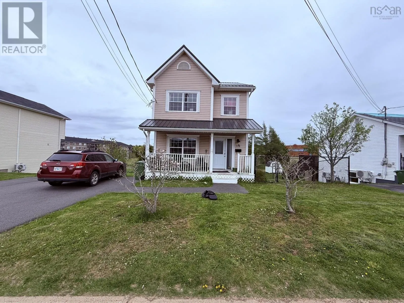 431 YOUNG Street