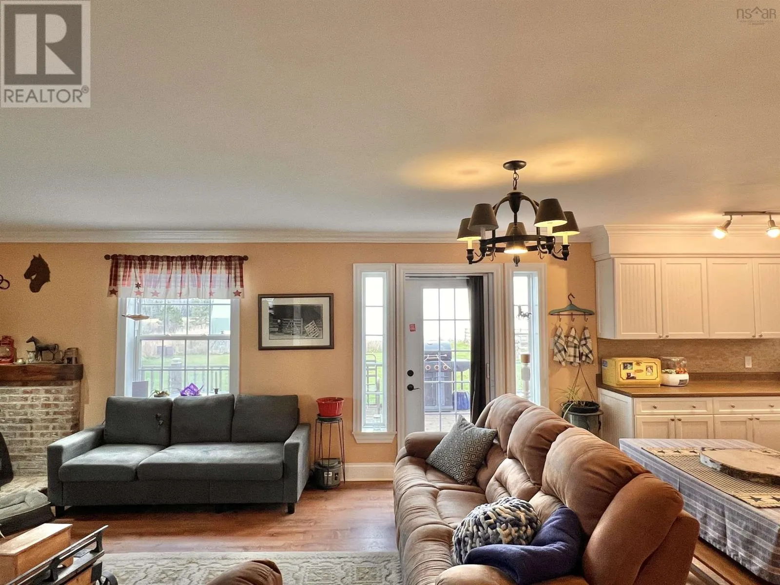 697 Belmont Road