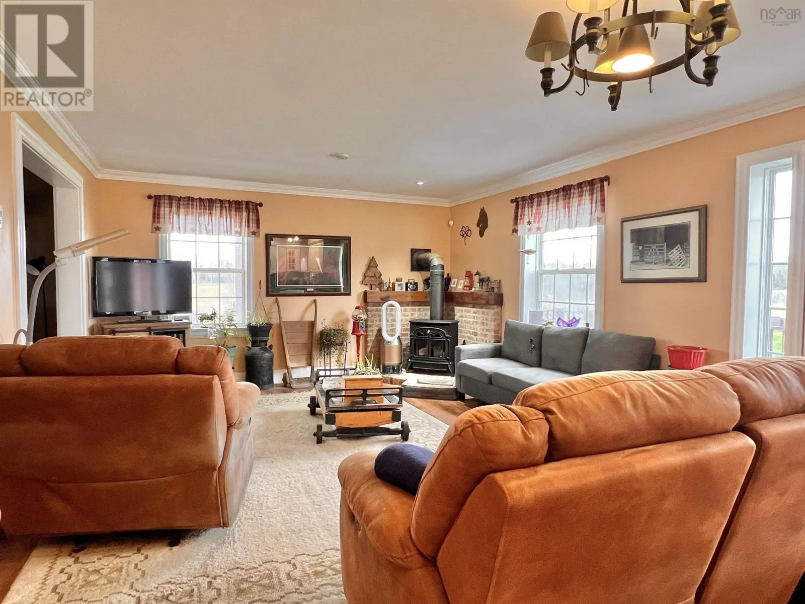 697 Belmont Road