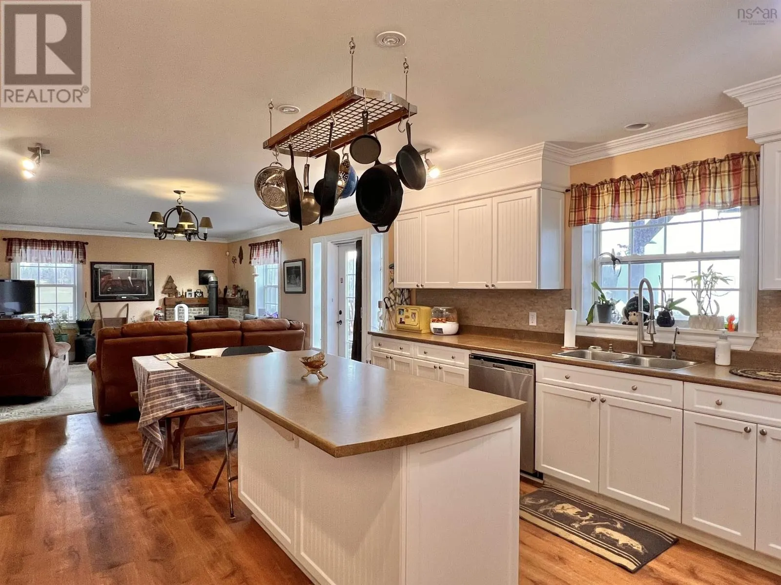 697 Belmont Road