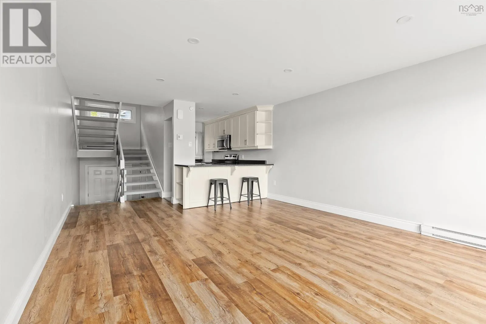 473 Shore Drive