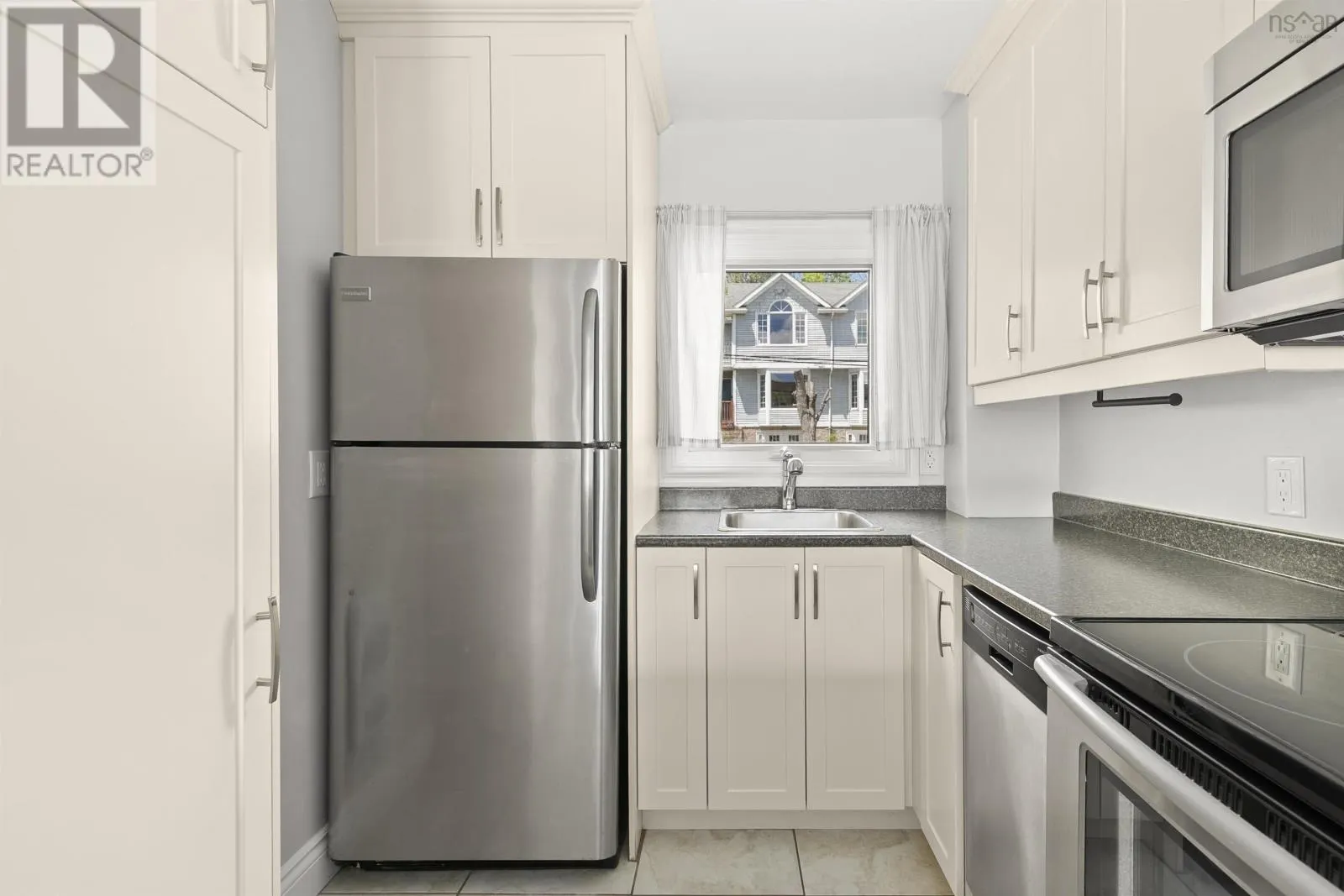 473 Shore Drive