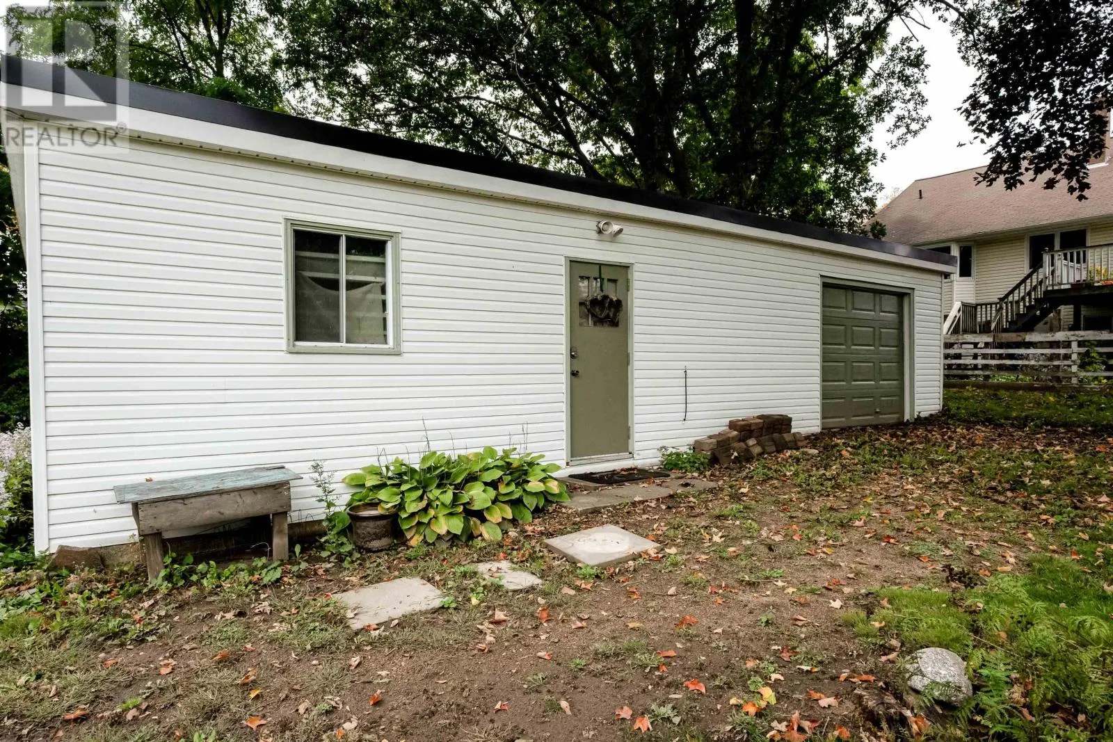 10 Connaught Ave Avenue