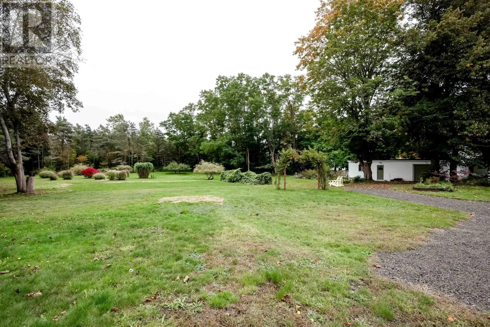 10 Connaught Ave Avenue
