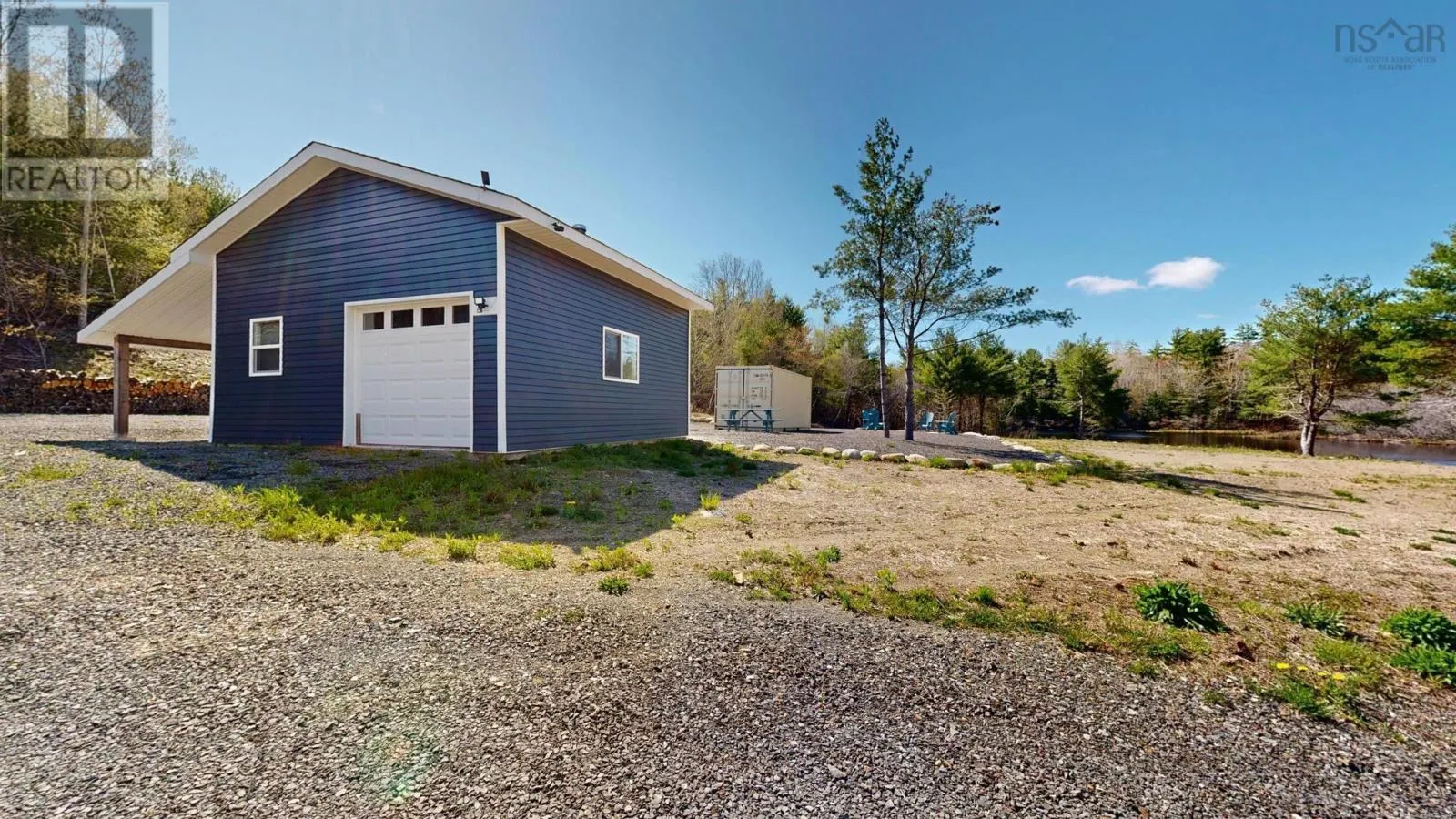 9374 Highway 8