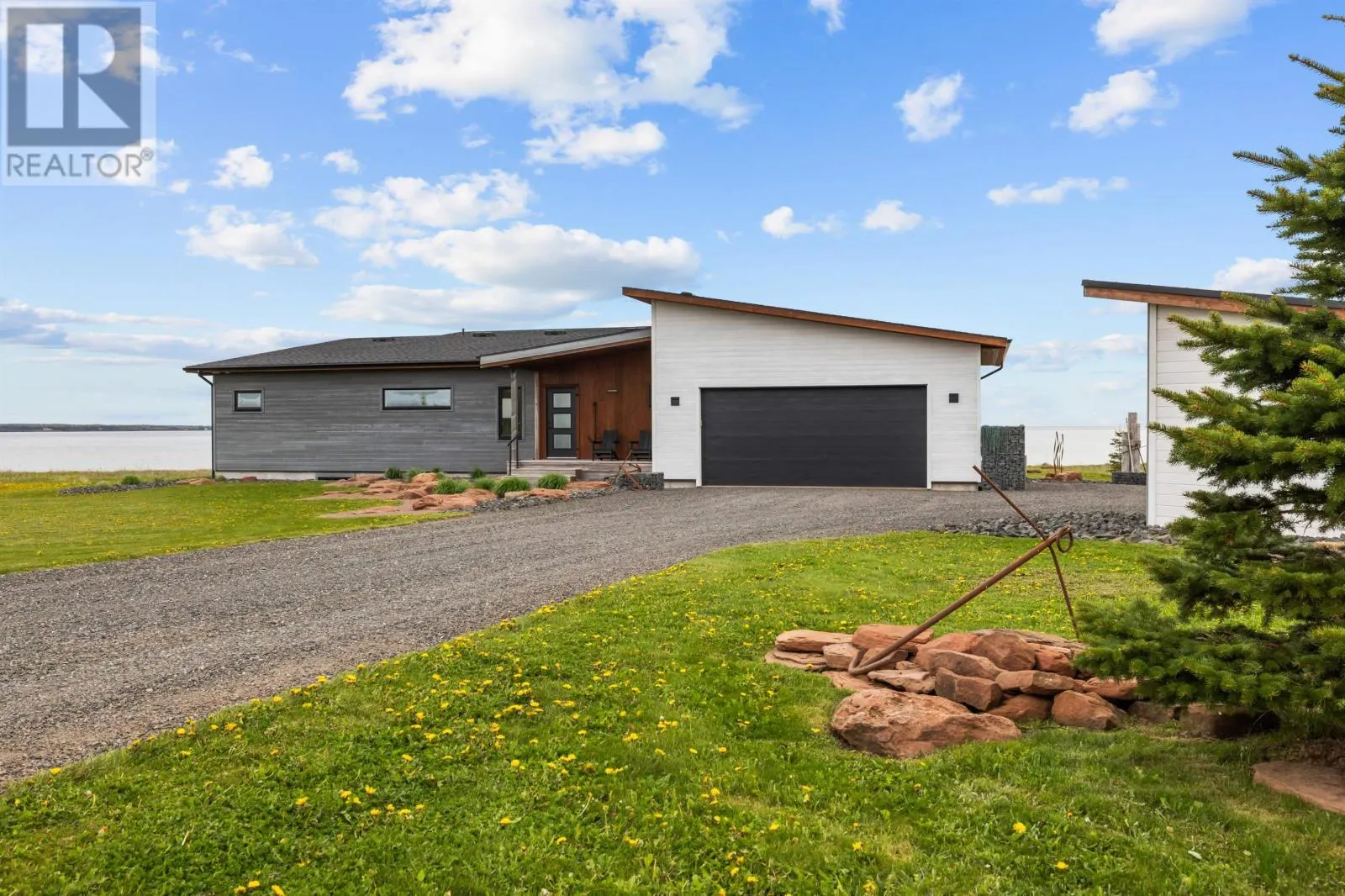 61 Battery Crescent
