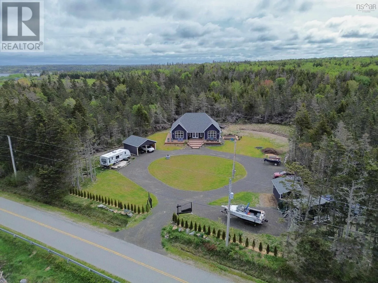 684 Riverside Road