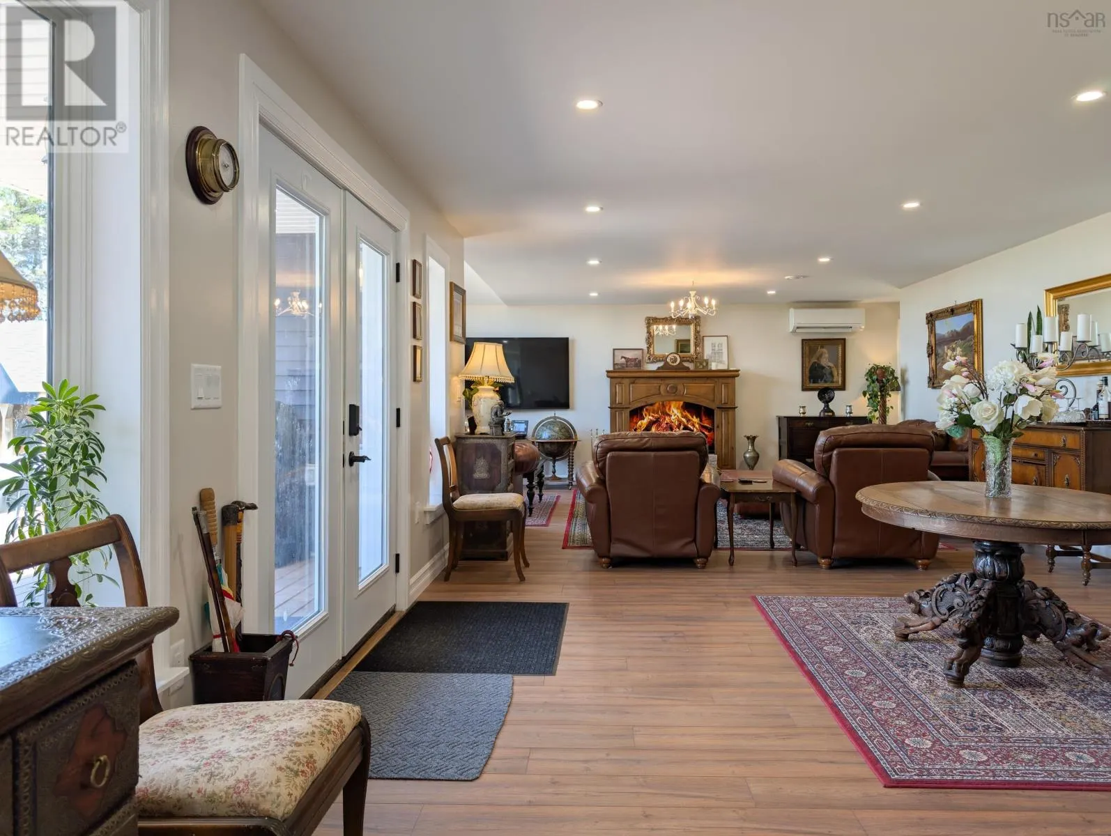 684 Riverside Road