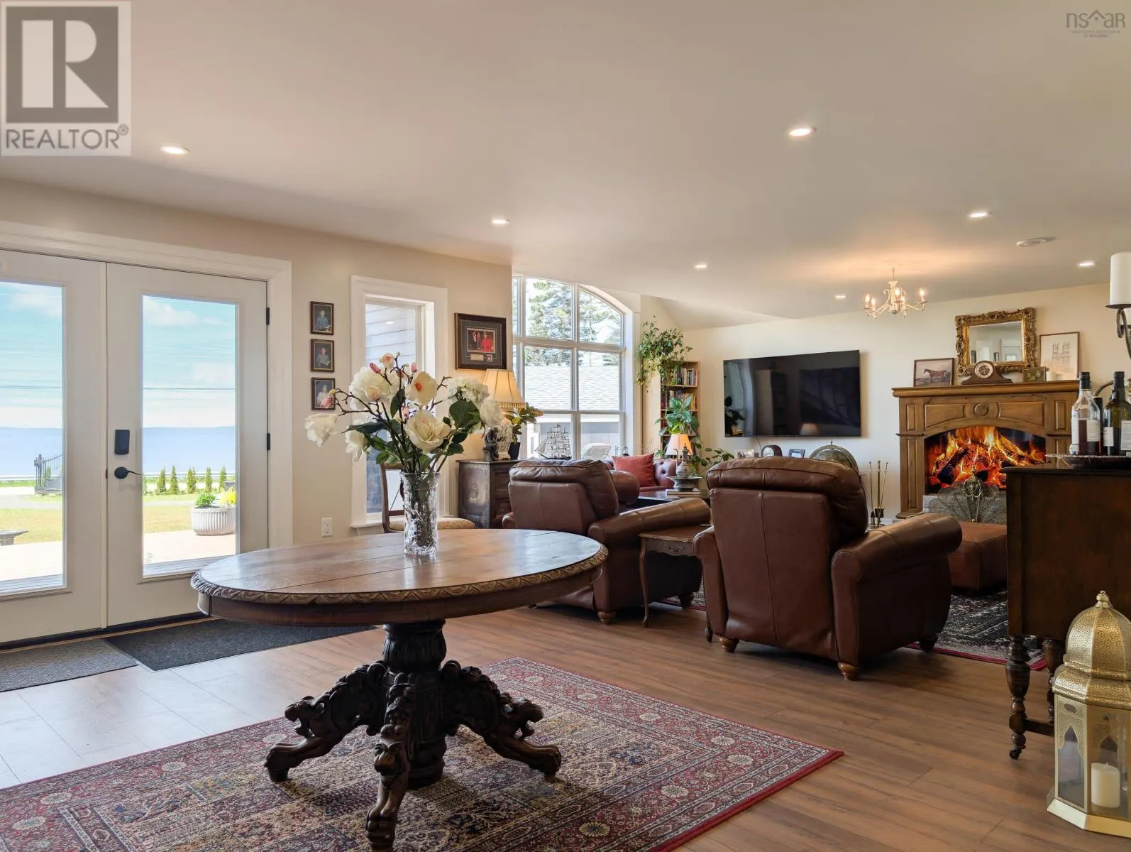 684 Riverside Road