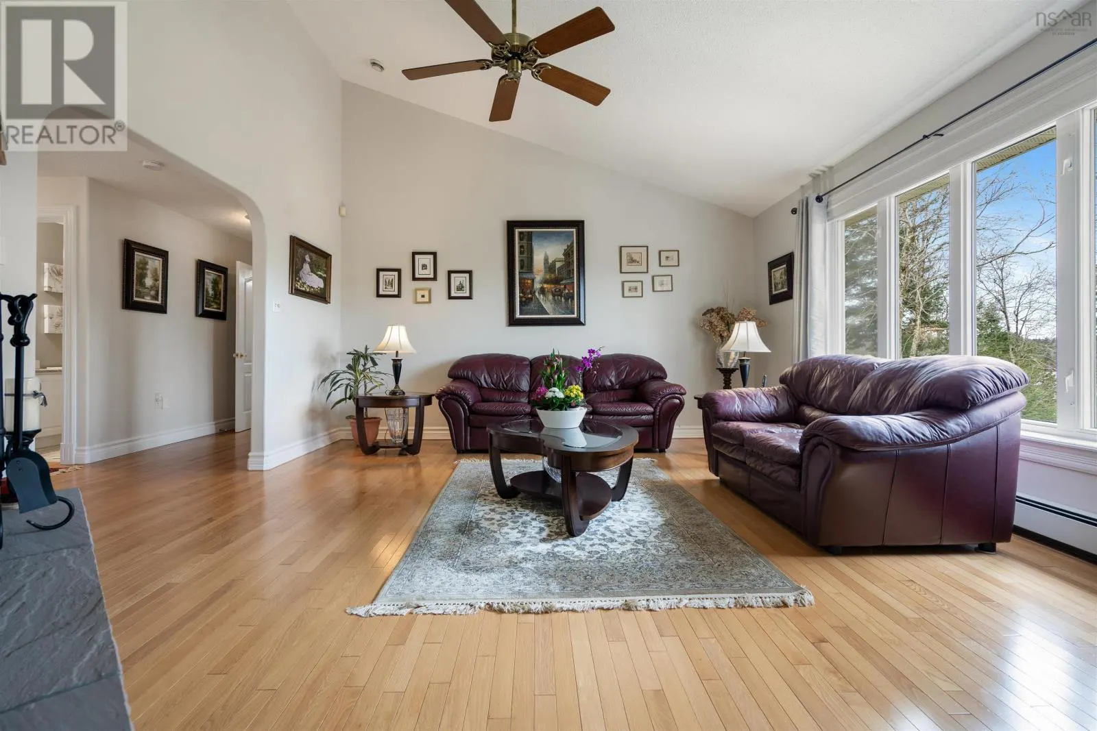 182 Thompson Run