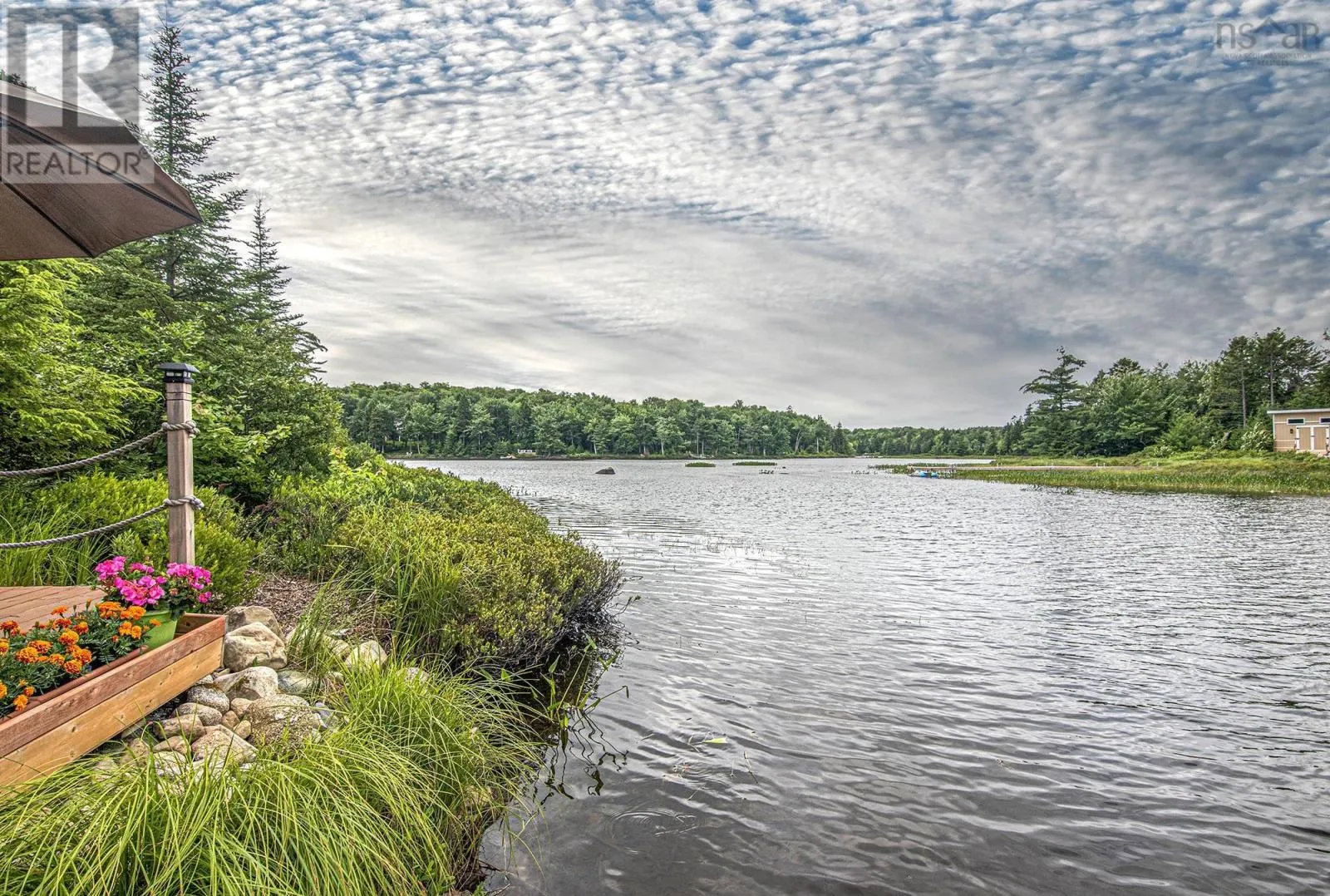 182 Thompson Run