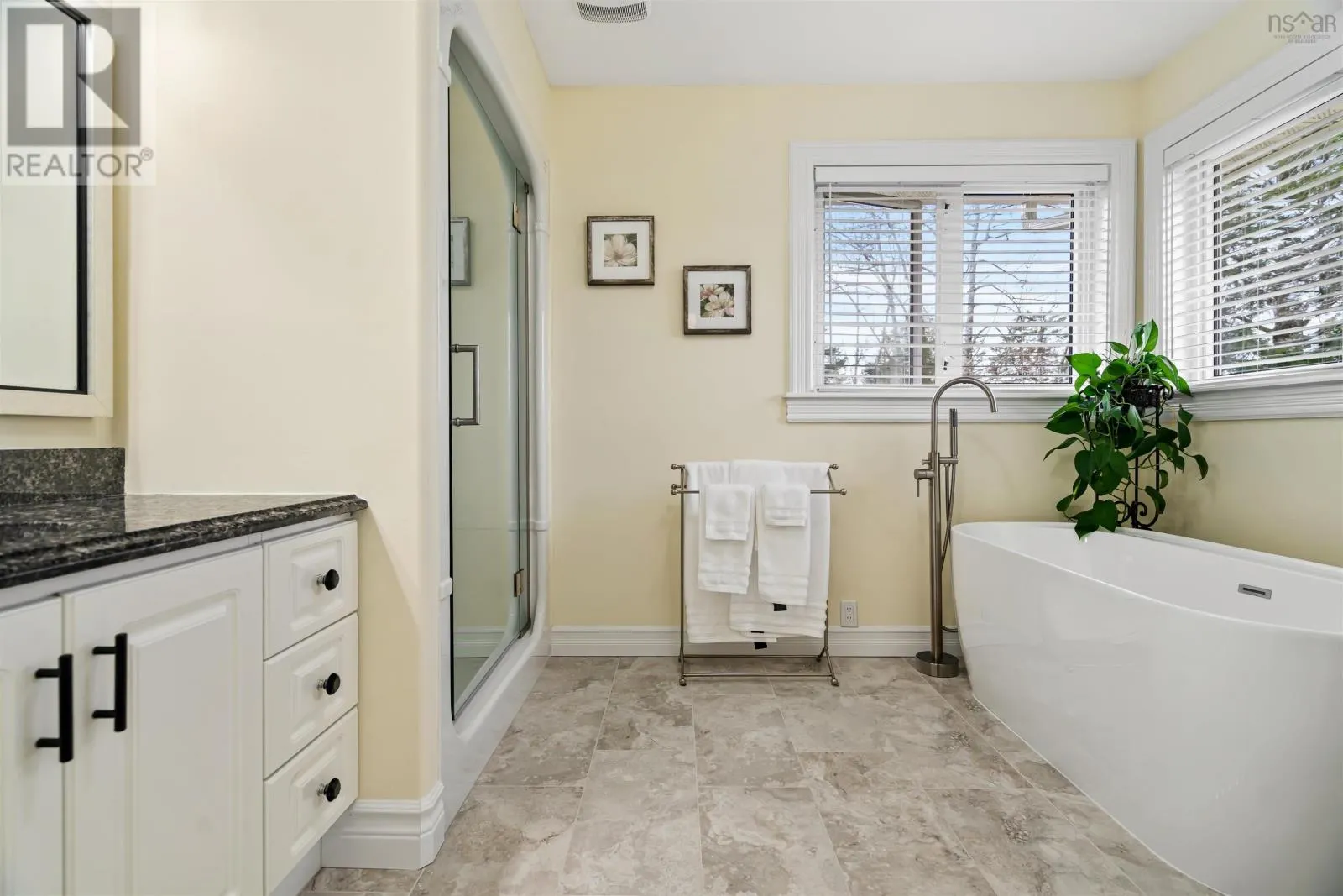 182 Thompson Run