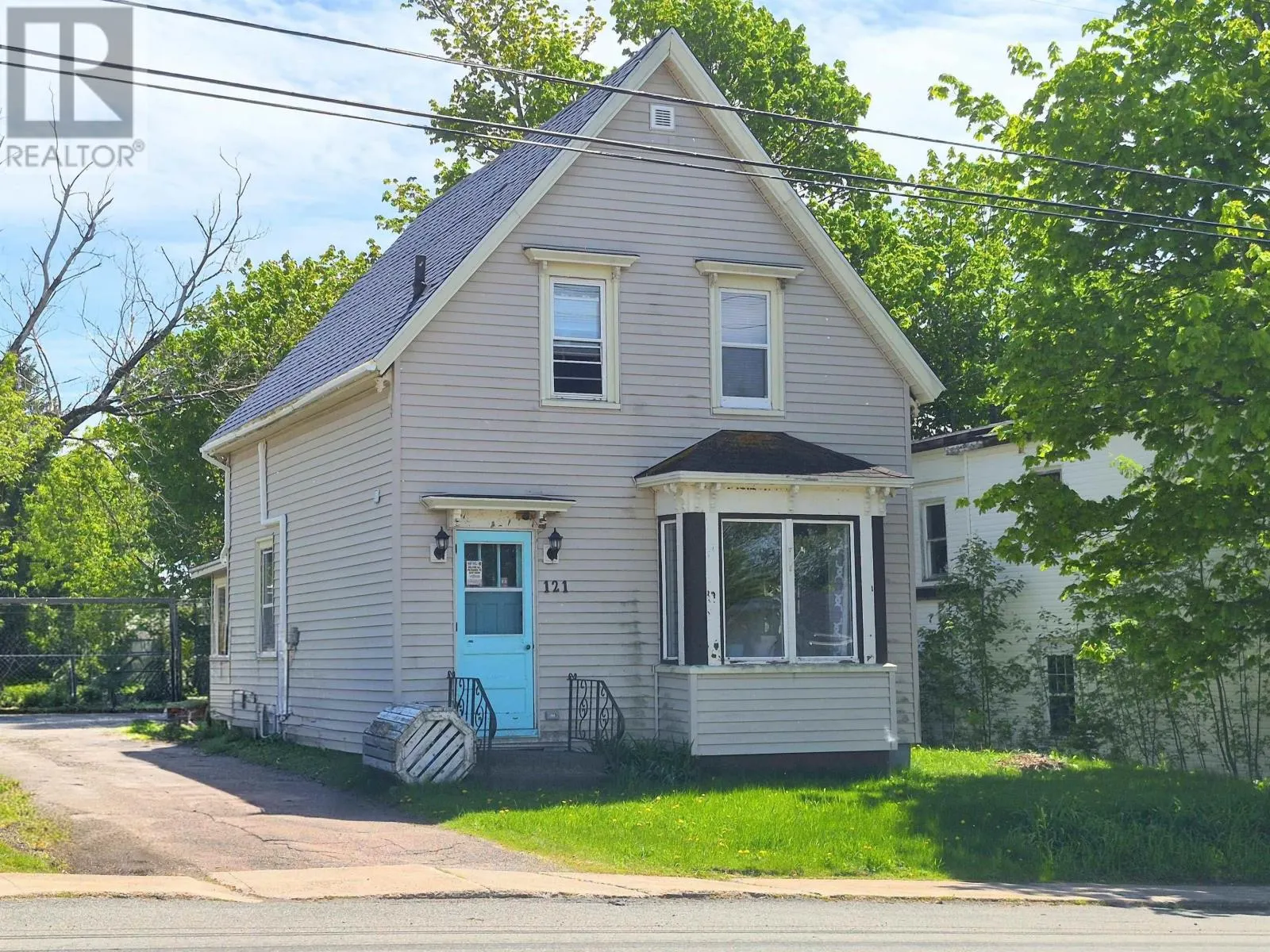 121 Main Street