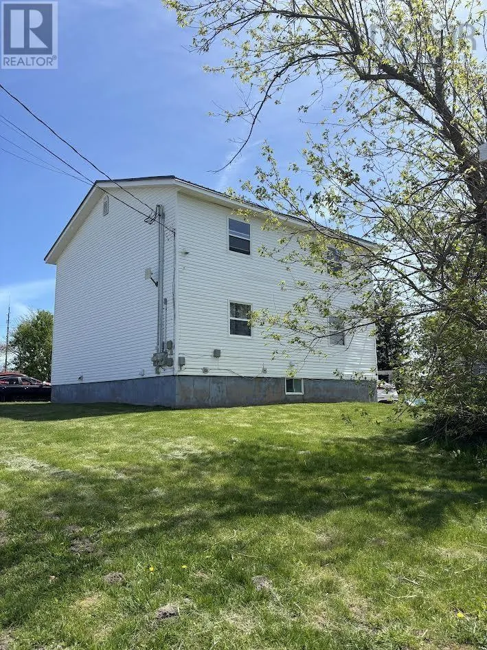 42 Pleasant Street