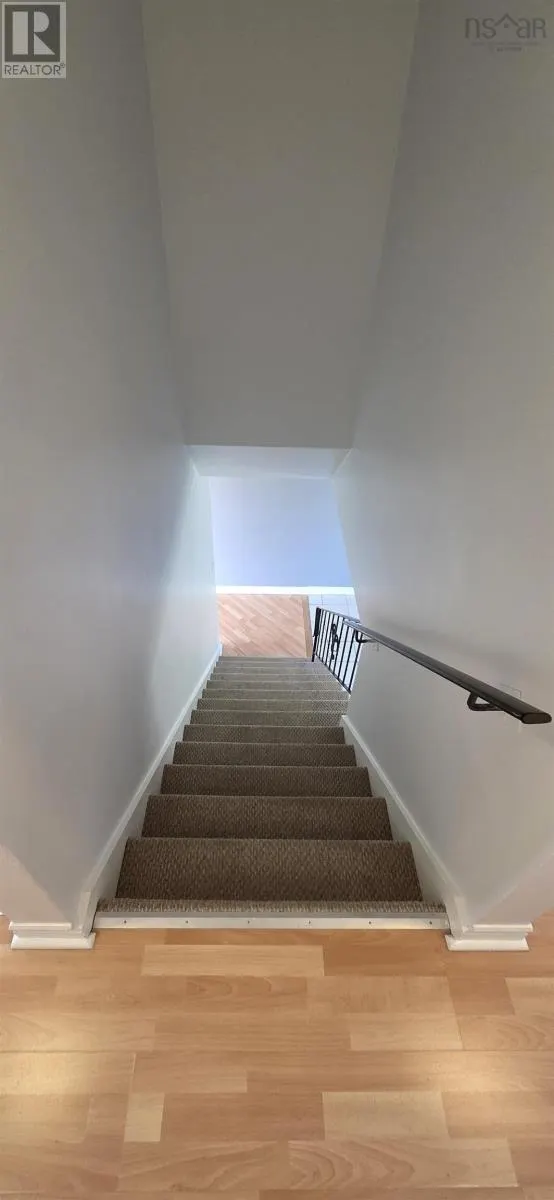 6 Wilbur Court
