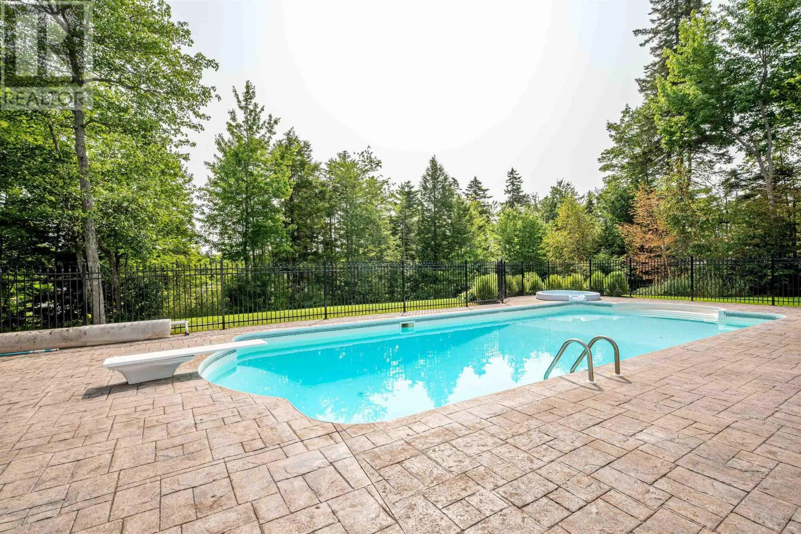 261 Aberdeen Drive