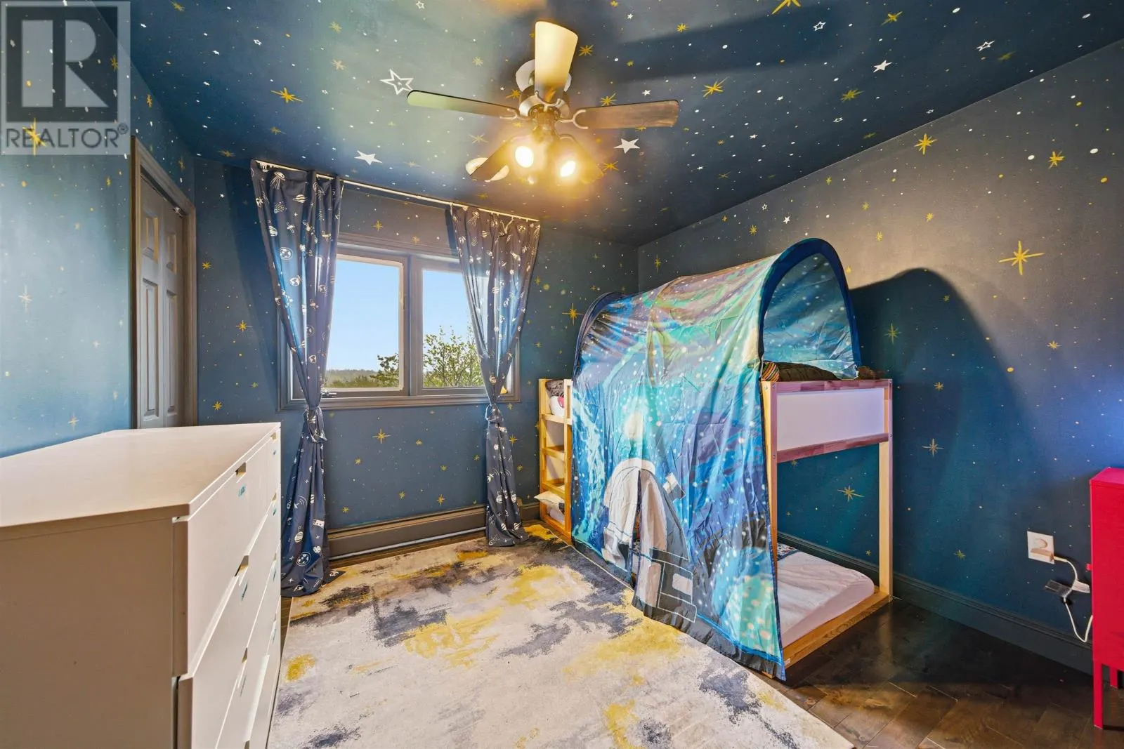 65 Lakehill Drive