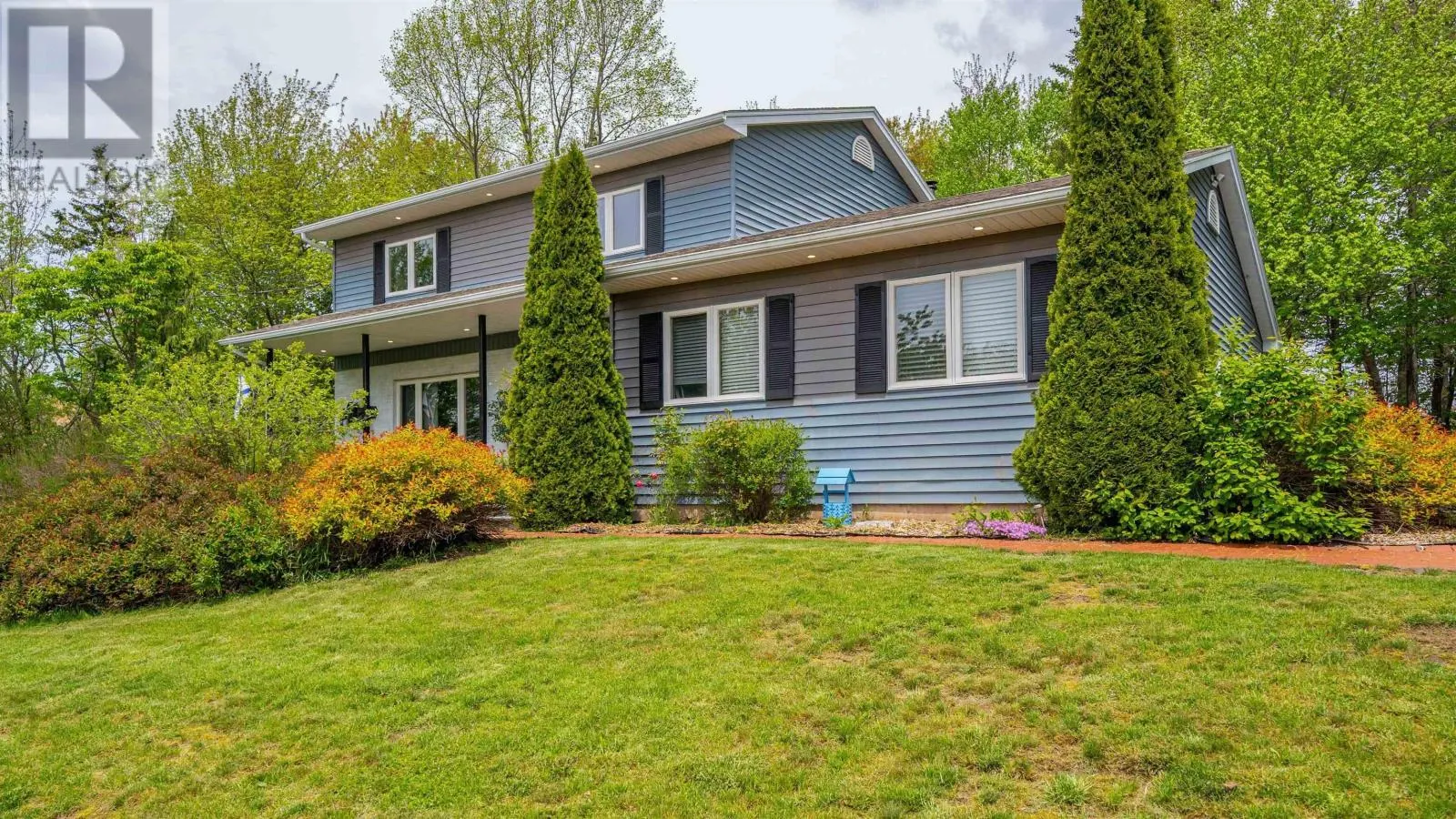 65 Lakehill Drive