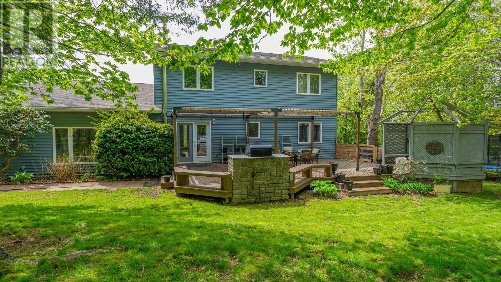 65 Lakehill Drive