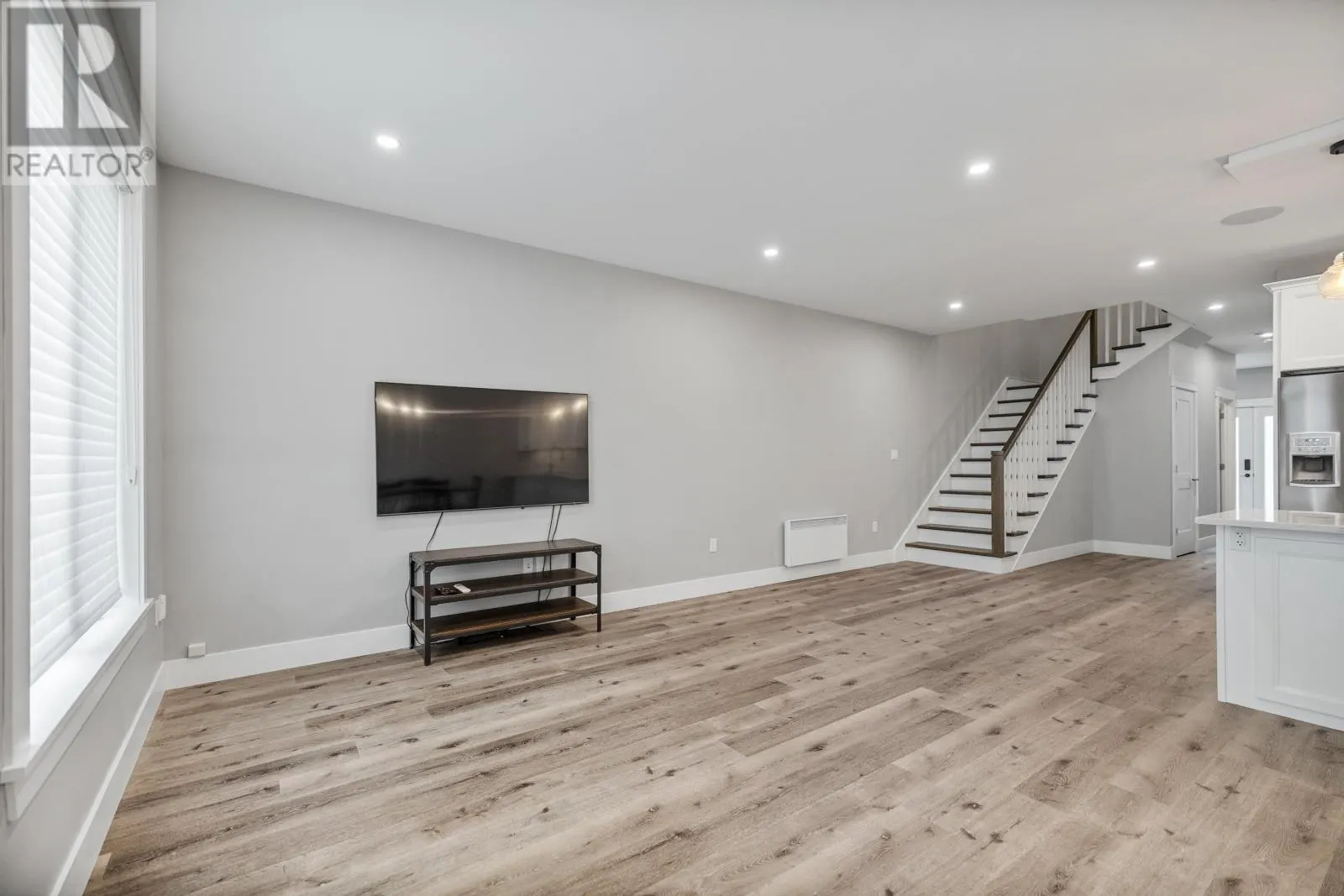 5 12 Harold Court