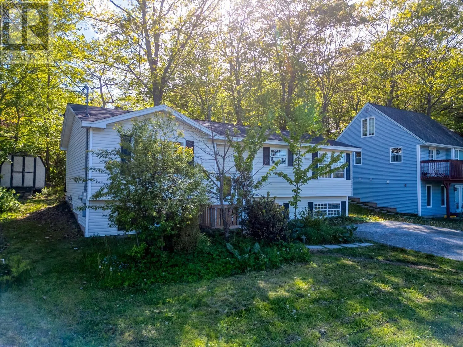 102 River Lane
