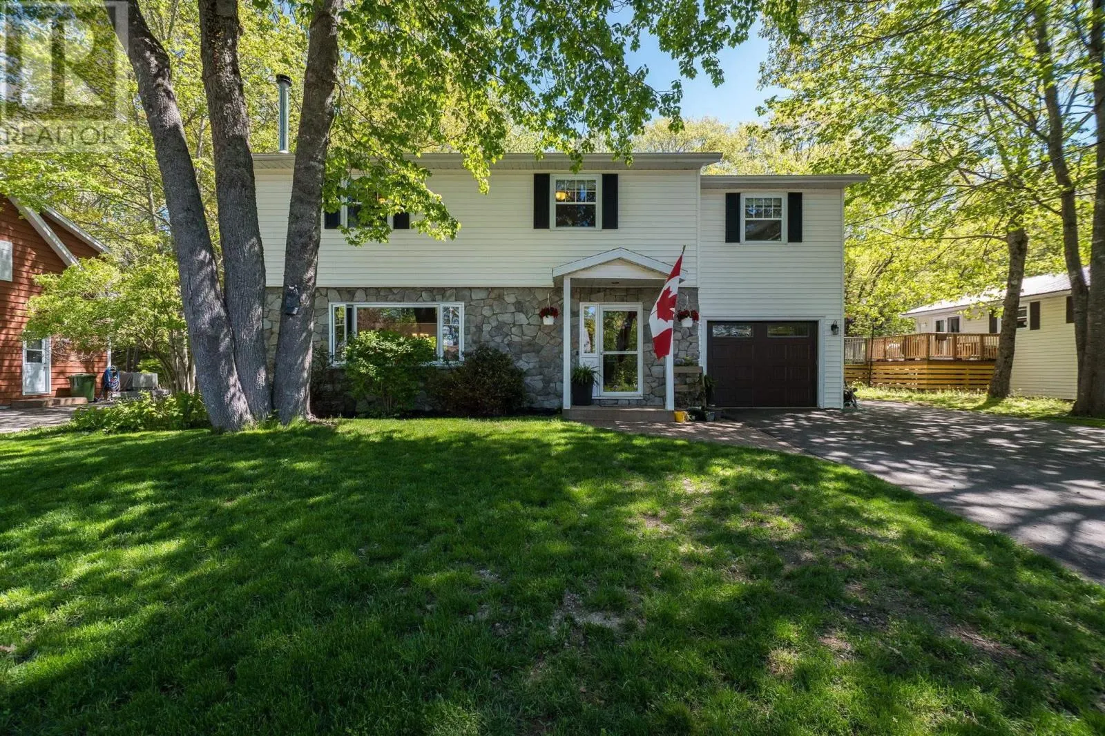82 Hirtle Drive