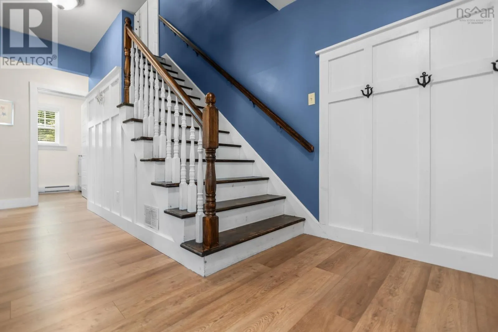 82 Hirtle Drive