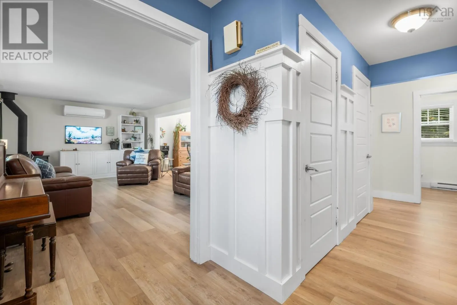 82 Hirtle Drive
