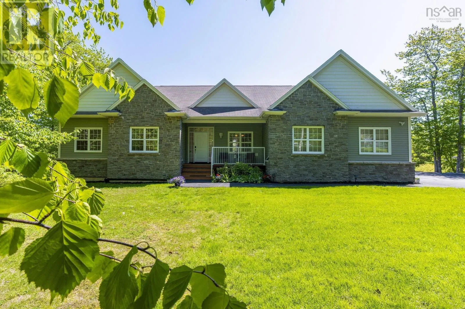 293 Aberdeen Drive