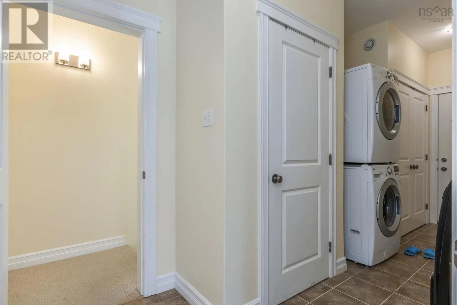 293 Aberdeen Drive