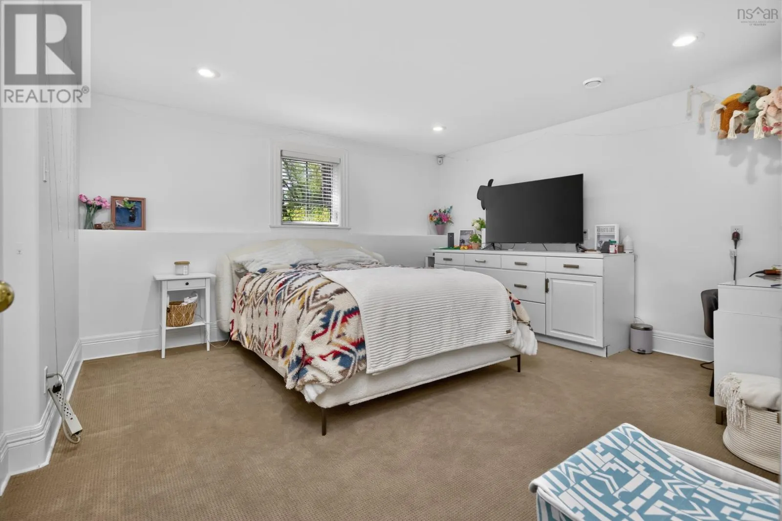 46 Smith Avenue