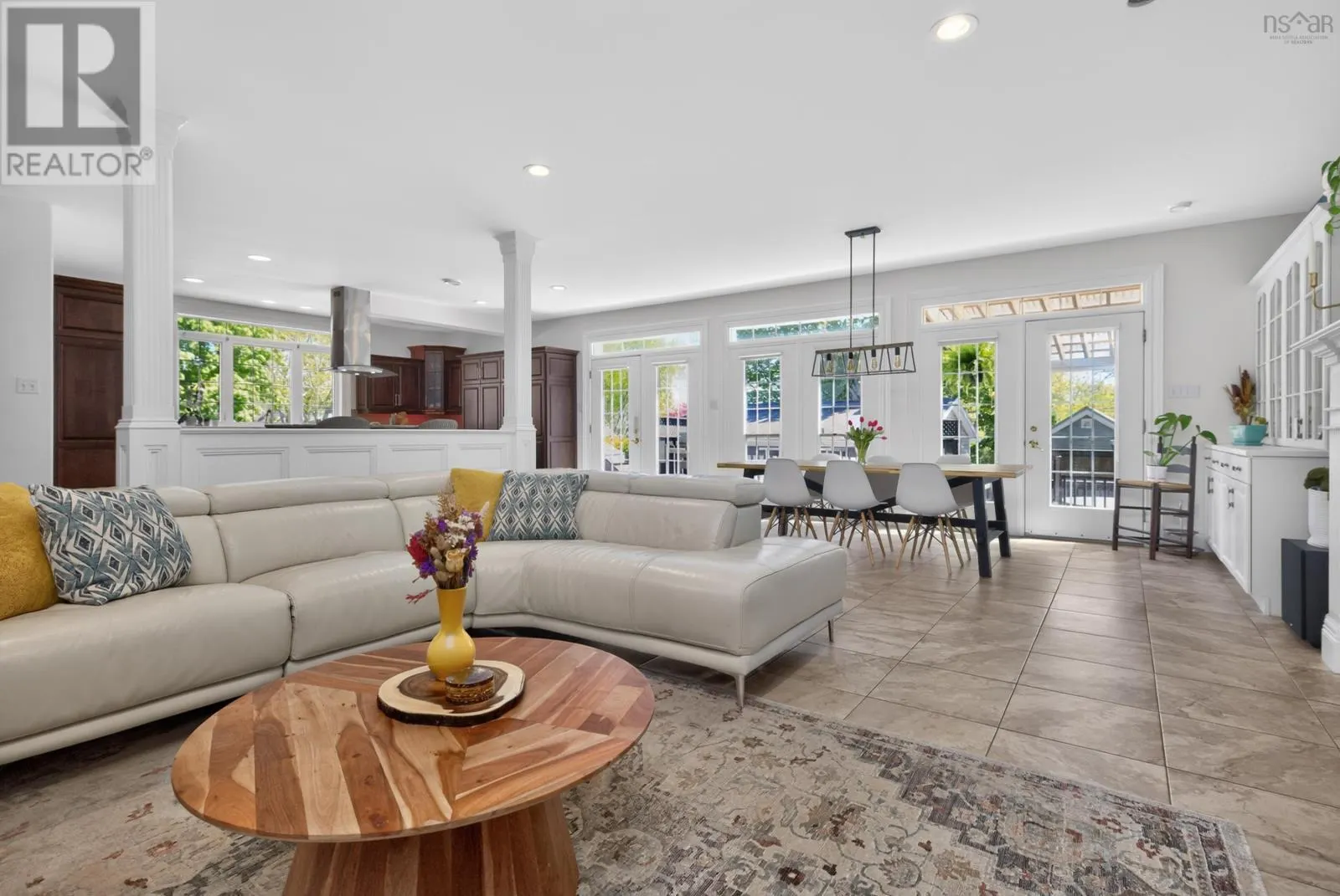 46 Smith Avenue