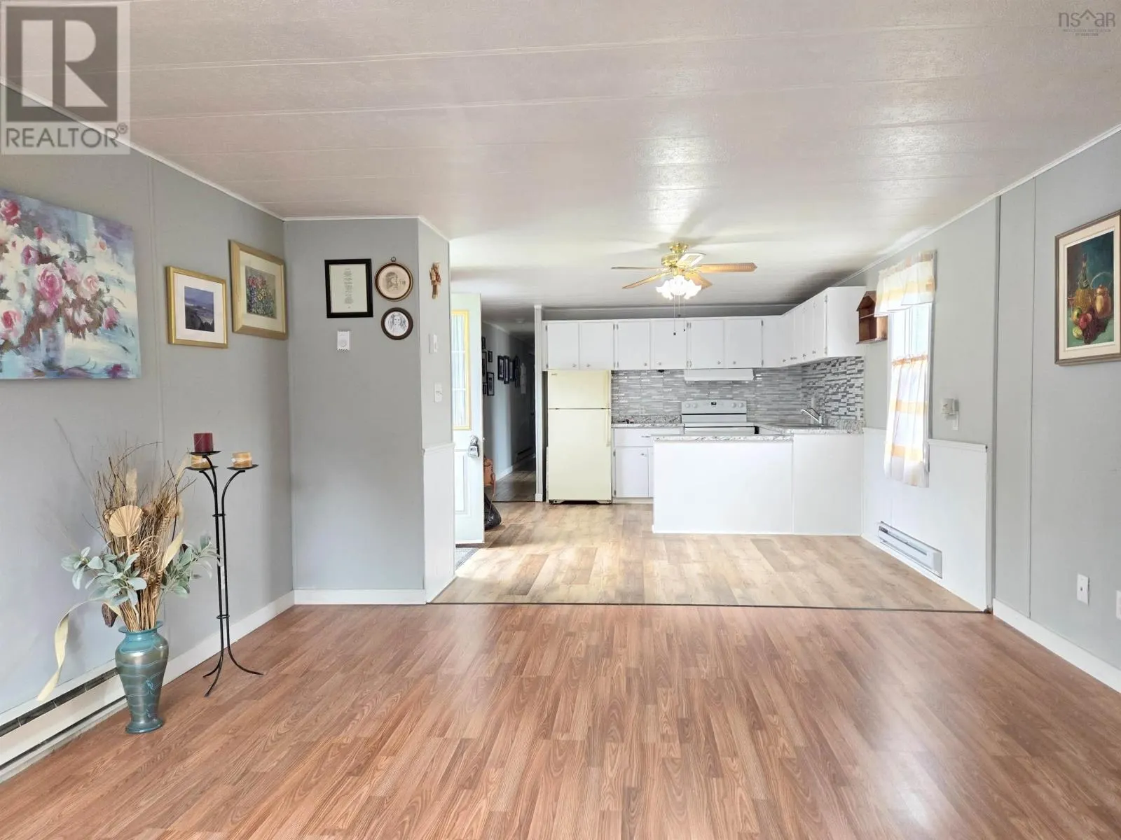 5 Birch Court