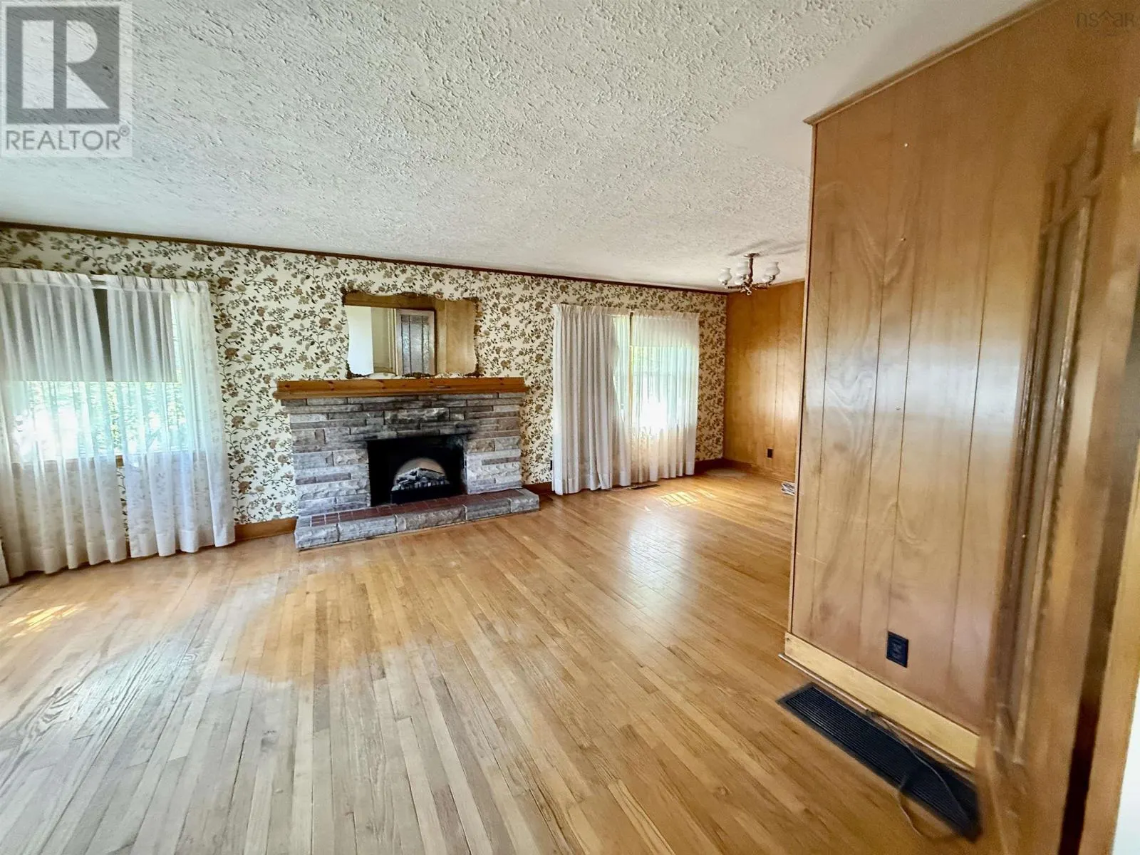 674 Hammonds Plains Road