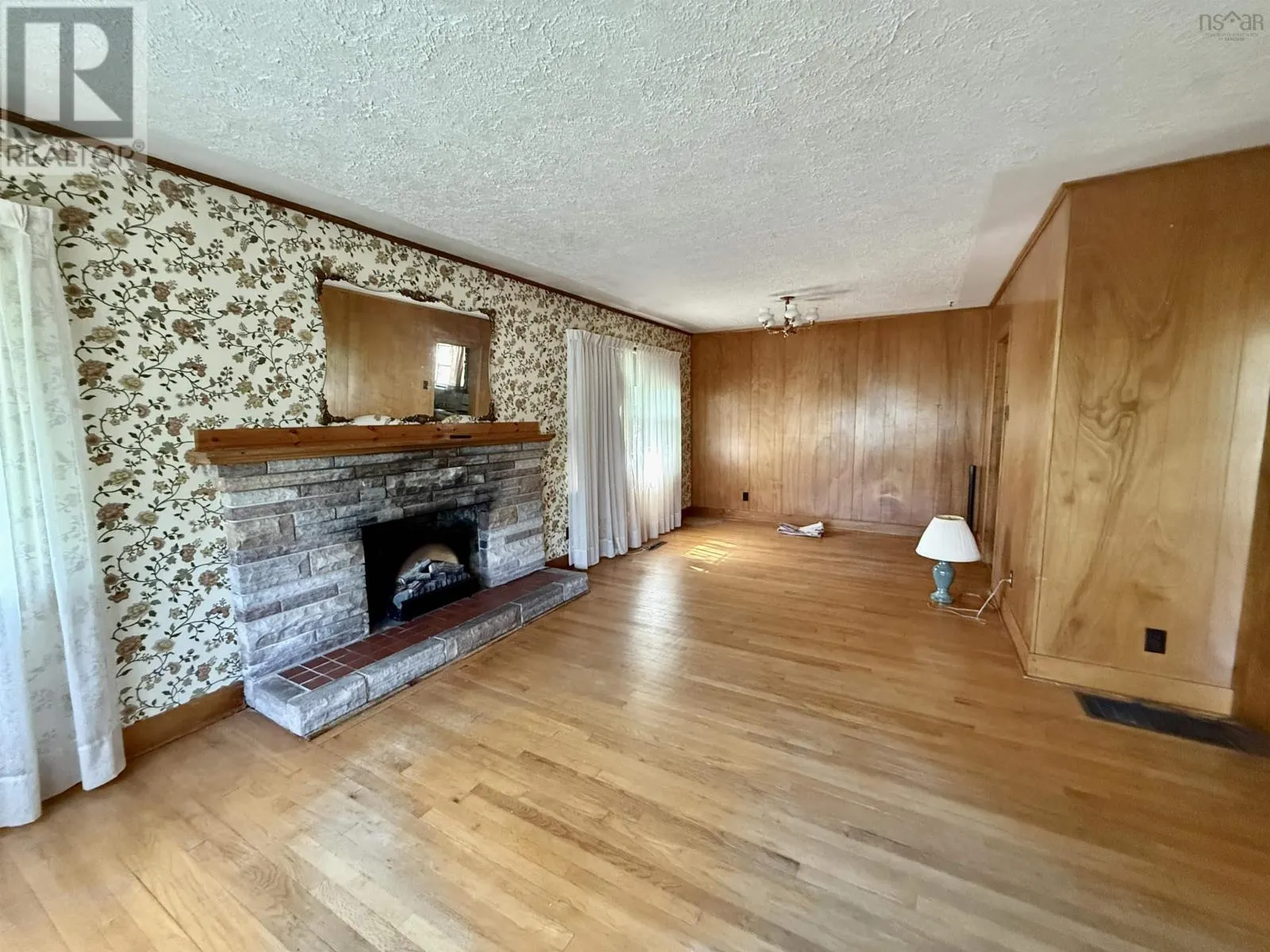 674 Hammonds Plains Road
