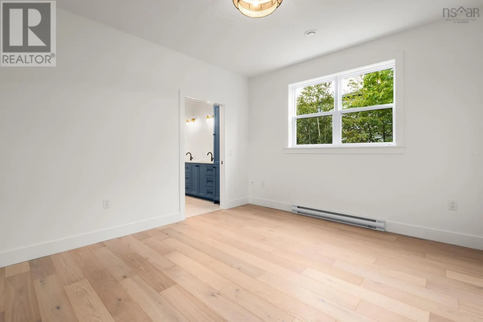 17 Idella Lane