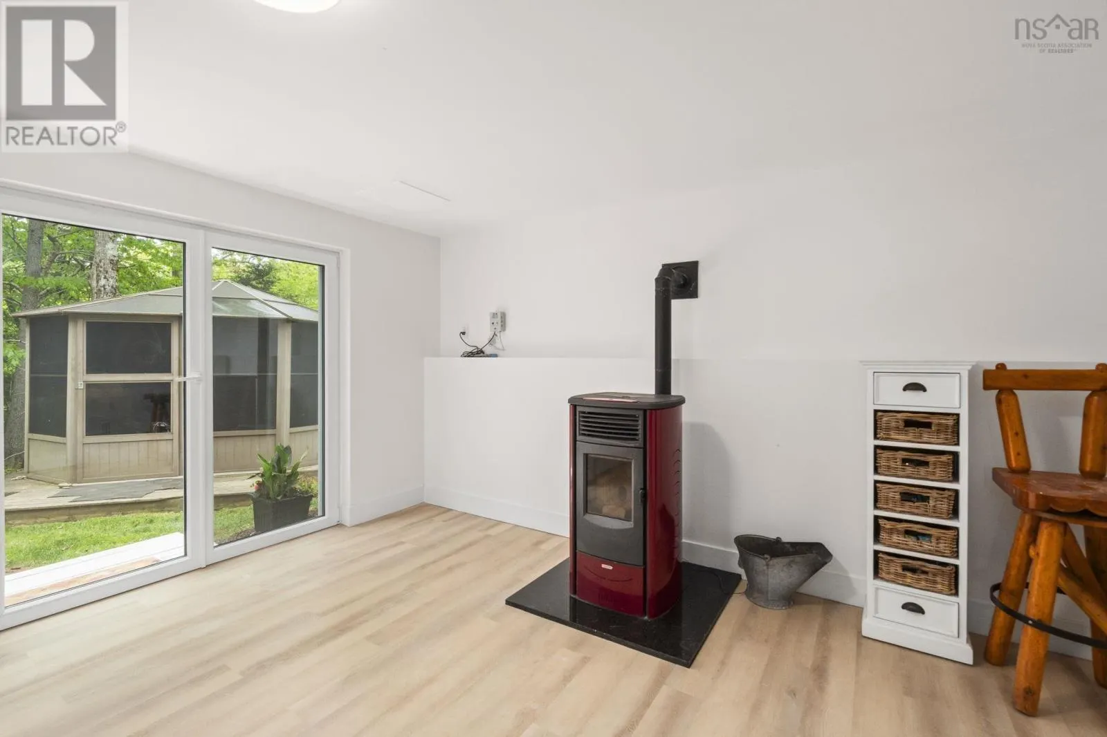 88 Lochmoor Lane