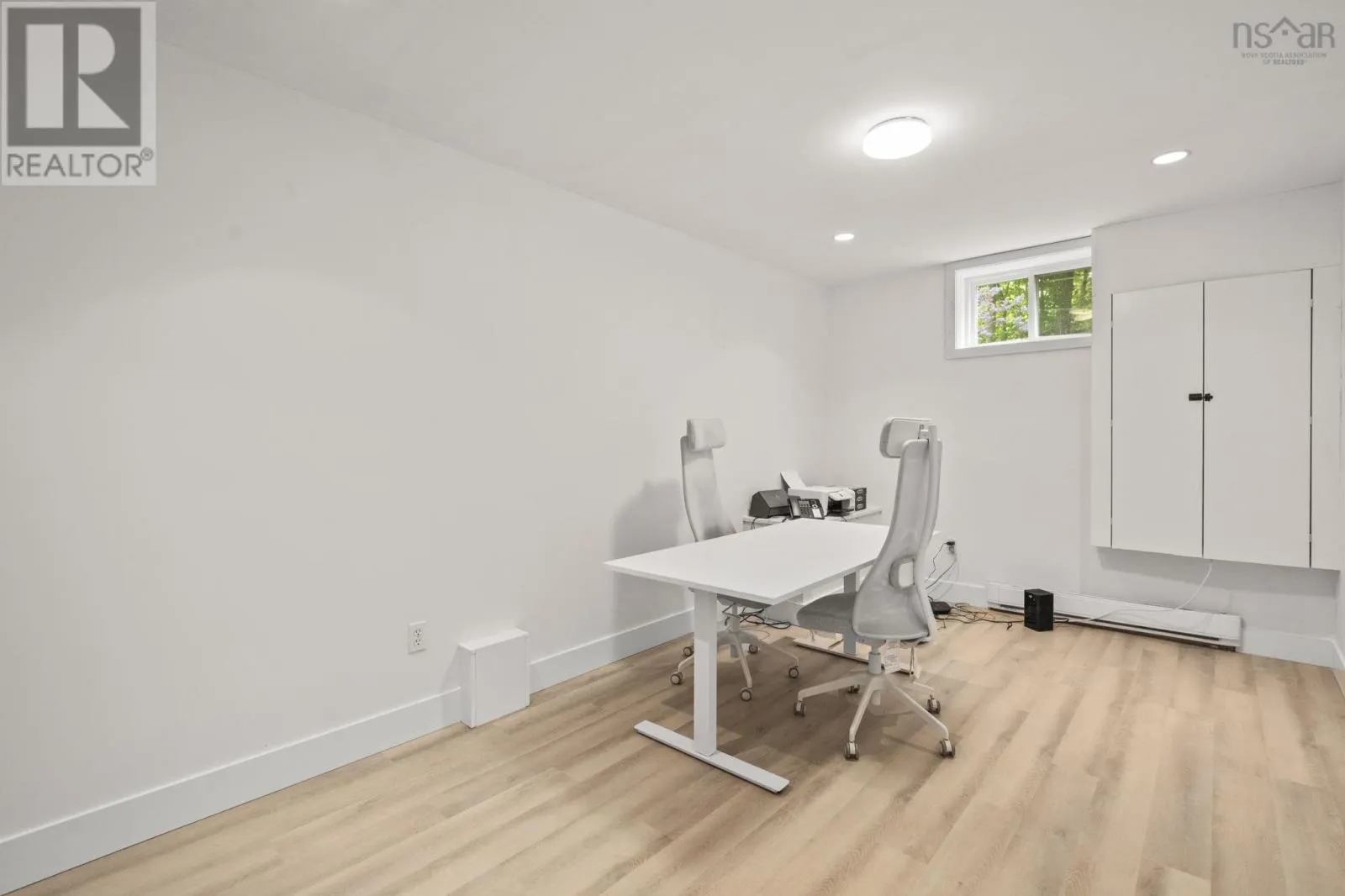 88 Lochmoor Lane